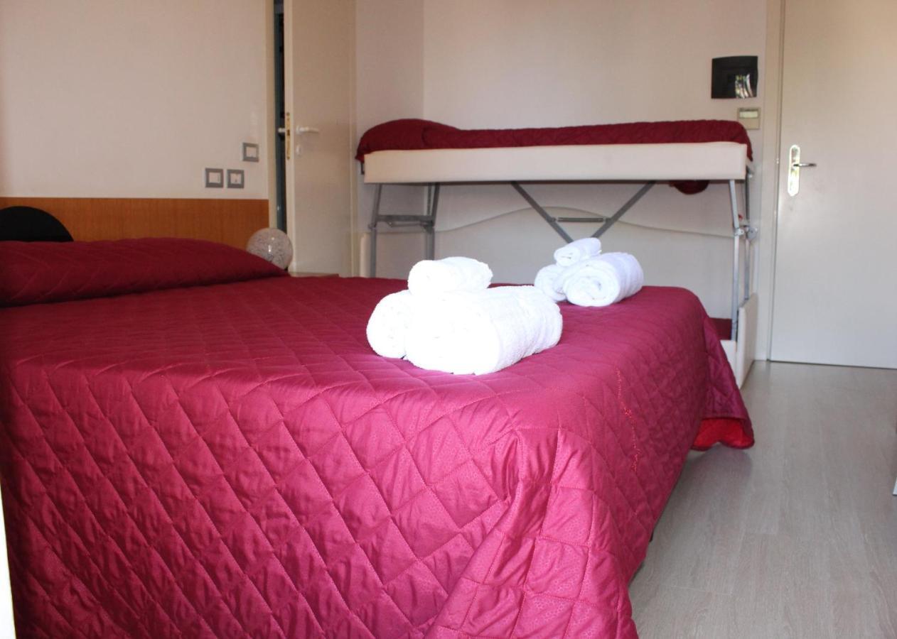 Hotel Morolli Rimini Exterior photo